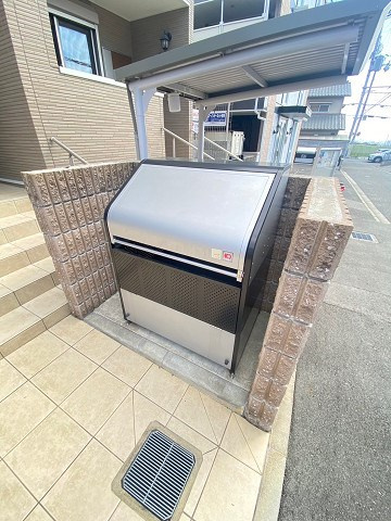アビターレ山手３３２Ⅱの外観
