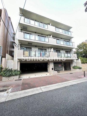 アルカディア諏訪山の外観