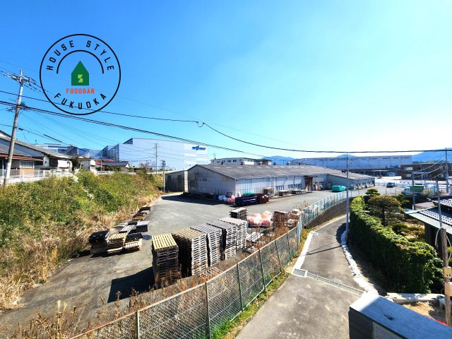 糟屋郡須恵町新原第7-1棟(1号棟）の展望|窓から緑が見える物件も魅力的です。