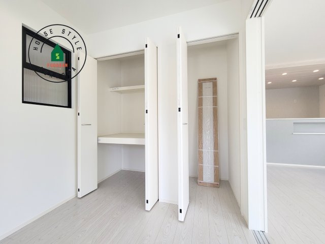 糟屋郡粕屋町長者原東7丁目第2-2棟（2号棟）の内観：施工例|大きなスペースがあり、収納には困りません。