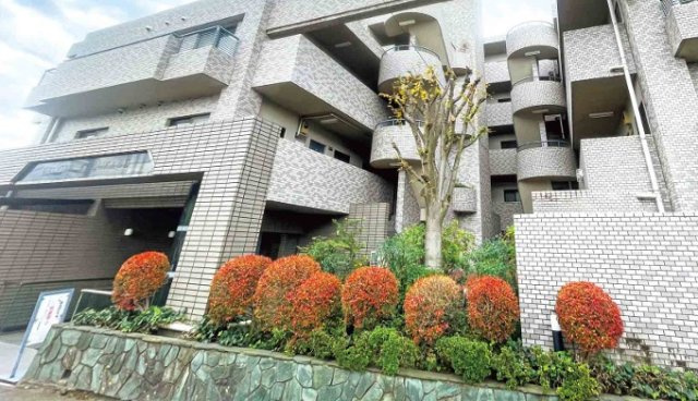 ワコーレ春日部の外観|落ち着いた雰囲気の外観です