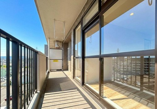 パブリデンス春日部豊春のバルコニー|バルコニーからの眺めを楽しみながら食事をしませんか