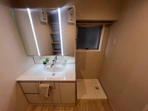 オリンポス新座志木の独立洗面台|施工例です