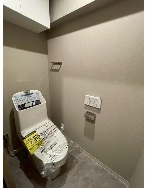 ライオンズマンション西川口第六のトイレ|ゆったりとした空間のトイレです