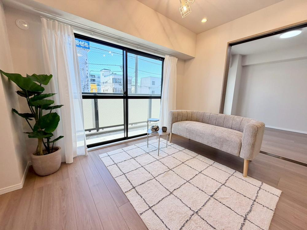 クラーク春日部弐番館の居間・リビング|施工例です