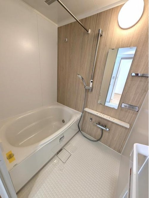 クラーク春日部壱番館の浴室|日々の疲れを癒すお風呂付です