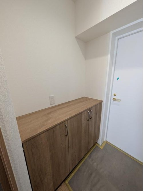 クラーク春日部壱番館の玄関|シューズボックスです