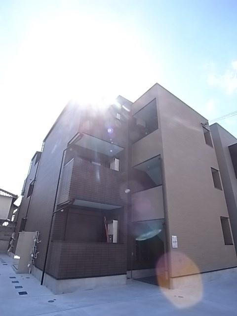 アムールポワールの外観