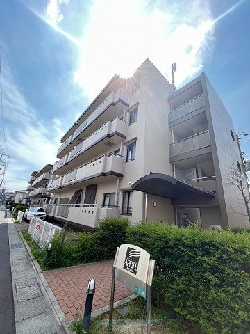 アプリーレ西宮北口の外観