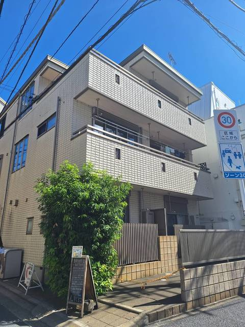 オリエンスの外観