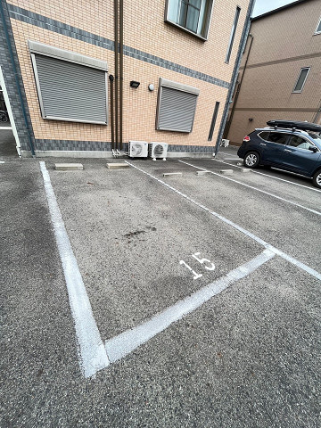 アムールⅡの駐車場