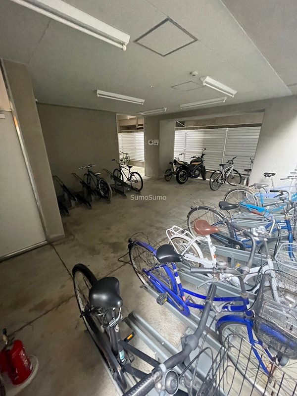 アドバンス難波南シャルムの外観
