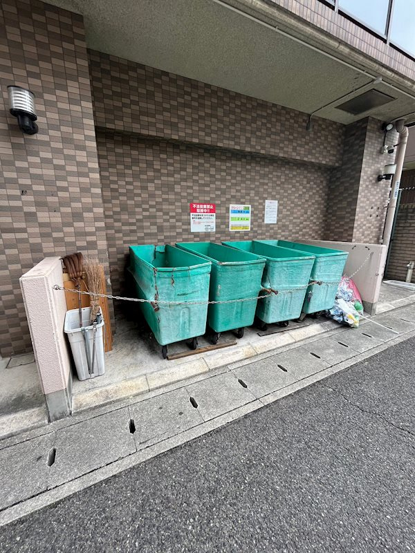 アミーグランコート三宮の外観