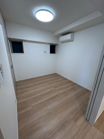 ティモーネグランデ田端ノルドの洋室