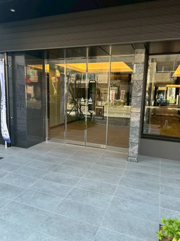 ティモーネグランデ田端ノルドのエントランス