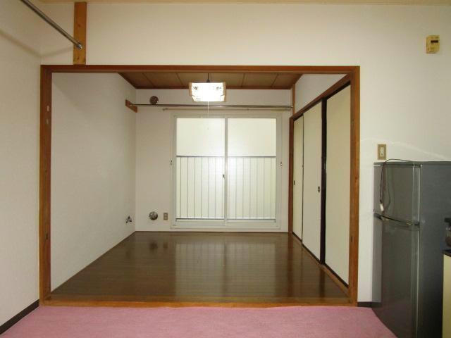 パークサイドマンション（栄町)の居間・リビング