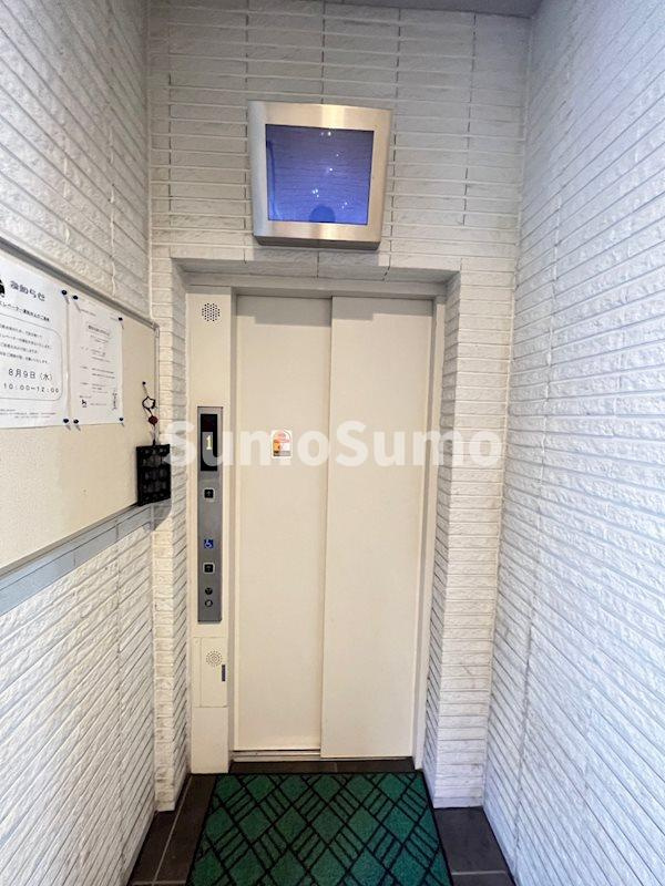 アトレ新長田駅前の外観