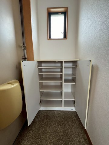 アベニールⅠのその他|こまごまとしたものを収納できそうですね
