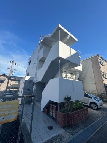 アバンティー片山