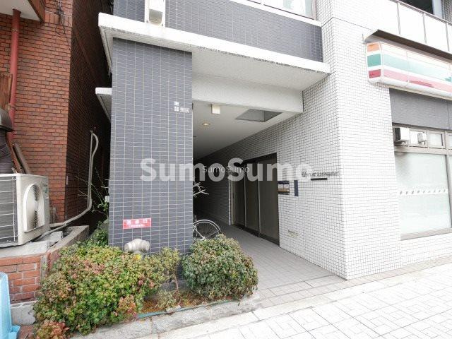 アプライズ西長堀のエントランス|物件の外観です