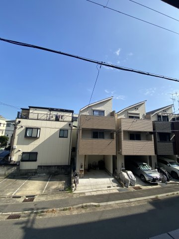 アドマーニの展望