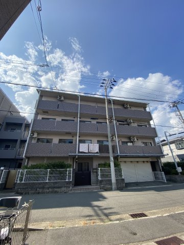 アドマーニのエントランス