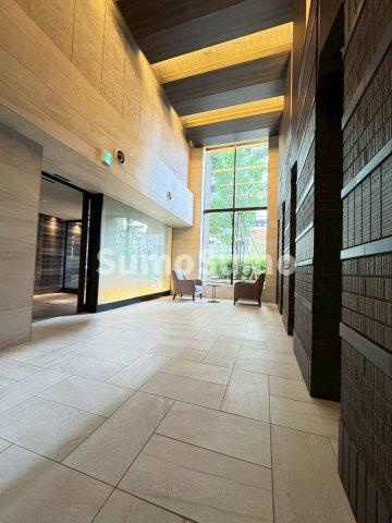 アプリーレ神戸元町のロビー