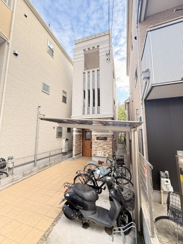 アビタ青木パークサイドの外観