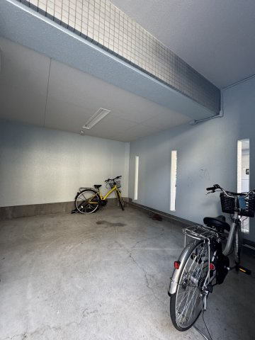 アビターレみやびの駐車場