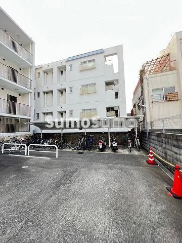 アルバ立花のエントランス
