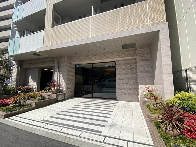 La Douceur桜川のエントランス