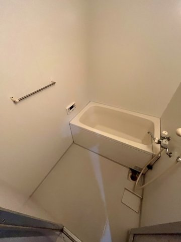 アモル甲東園の浴室