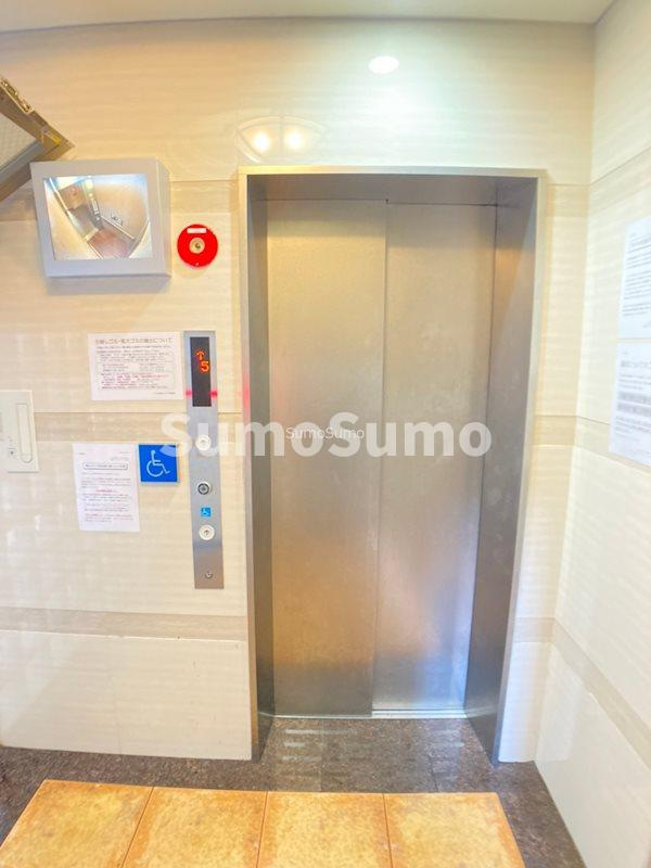 LUXE難波EASTの外観
