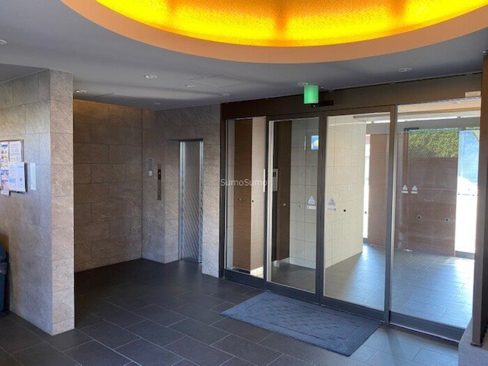 LA MAISON VERTEのエントランス|清潔なエントランスです