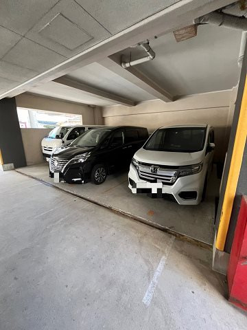 アルトピノ姫島の駐車場