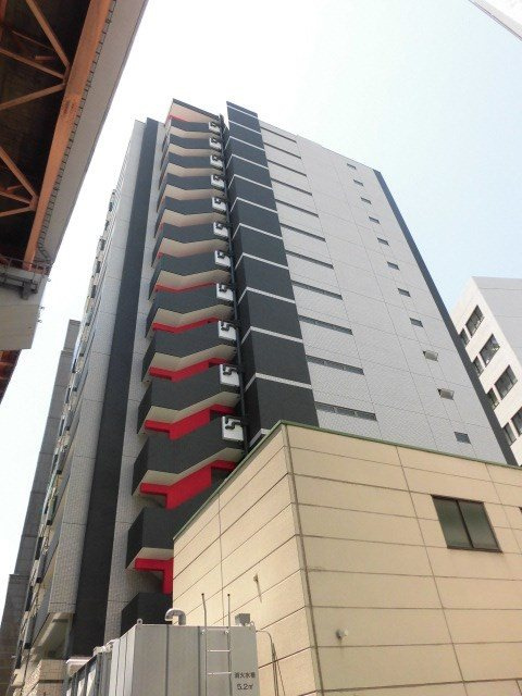LAV神戸三宮の外観
