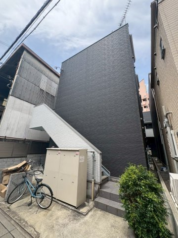 LA GLYCINE神戸のエントランス
