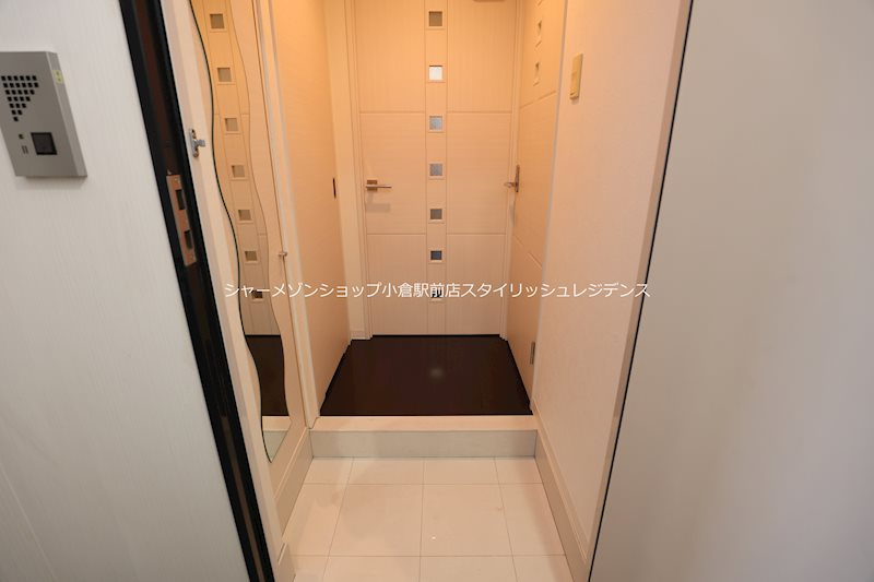 NO.71オリエントトラストタワーの玄関