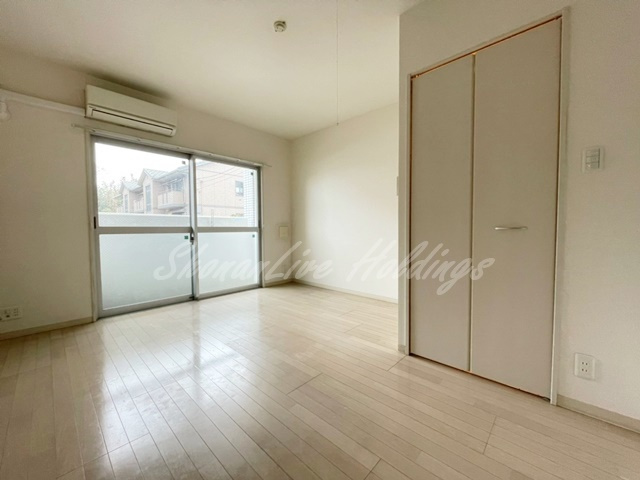 大和市渋谷８丁目の賃貸マンションの居間・リビング