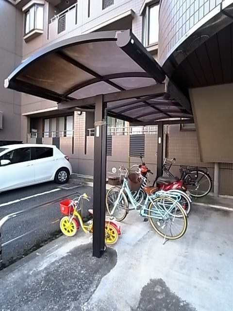 M´sマンションの外観