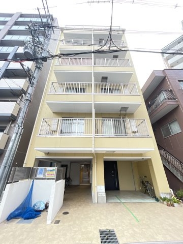 MIRAVAL三宮の外観