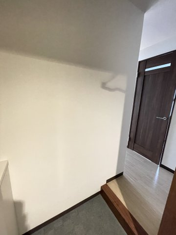 MIRAVAL三宮の玄関