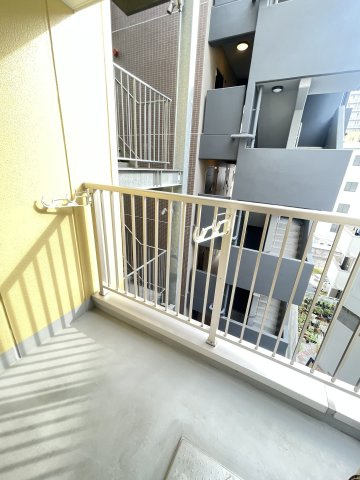 MIRAVAL三宮のバルコニー