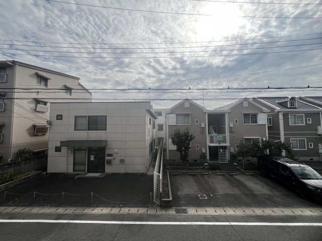 LEGALAND甲南山手の駐車場