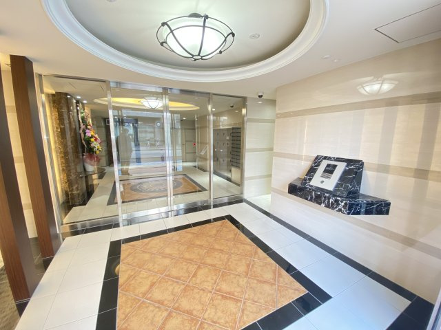 Luxe東灘のロビー