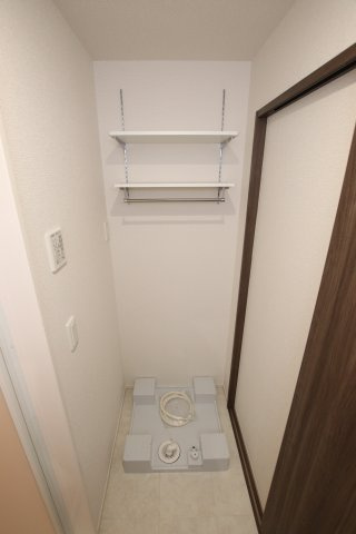 【設備】 | プライム金剛 | 室内洗濯機置場