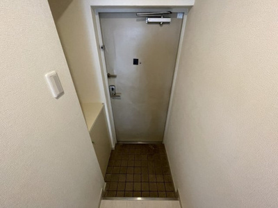 【玄関】 | ロイヤルハイツ菅原 | 玄関です。