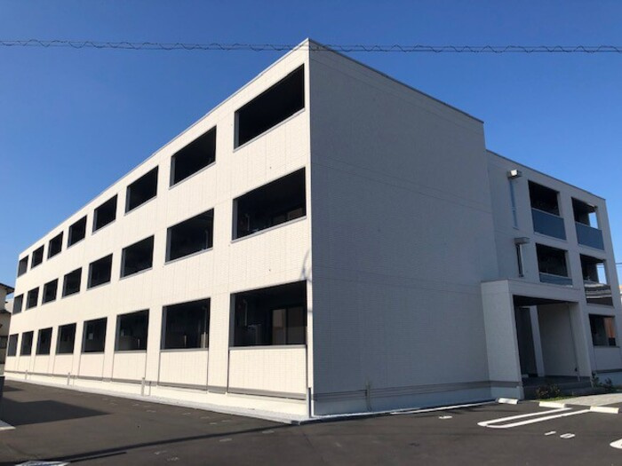 CASTILLO（カスティーヨ）の外観|建物外観を気になさる方へ、見た目の良い物件です