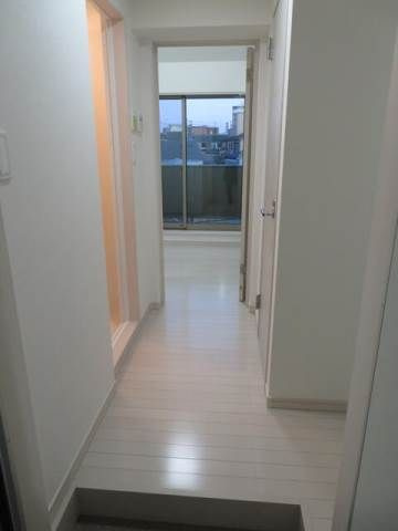 リブ亀戸の玄関