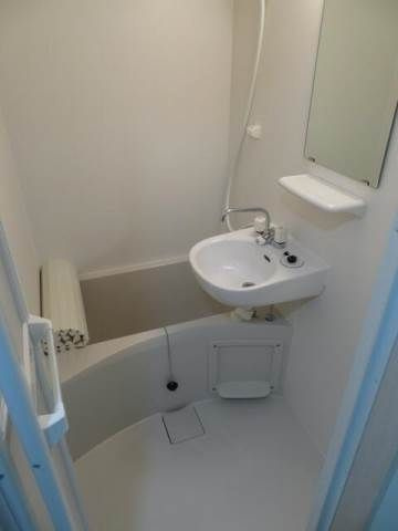 リブ亀戸の浴室